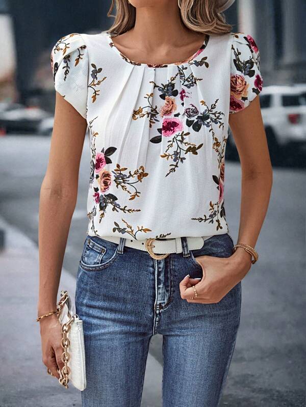 Blusa con mangas plisadas