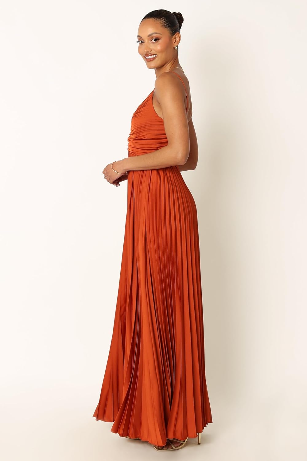 Aneira | Vestido Elegante Plisado