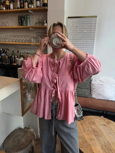 Blusa con Lazo de Encaje