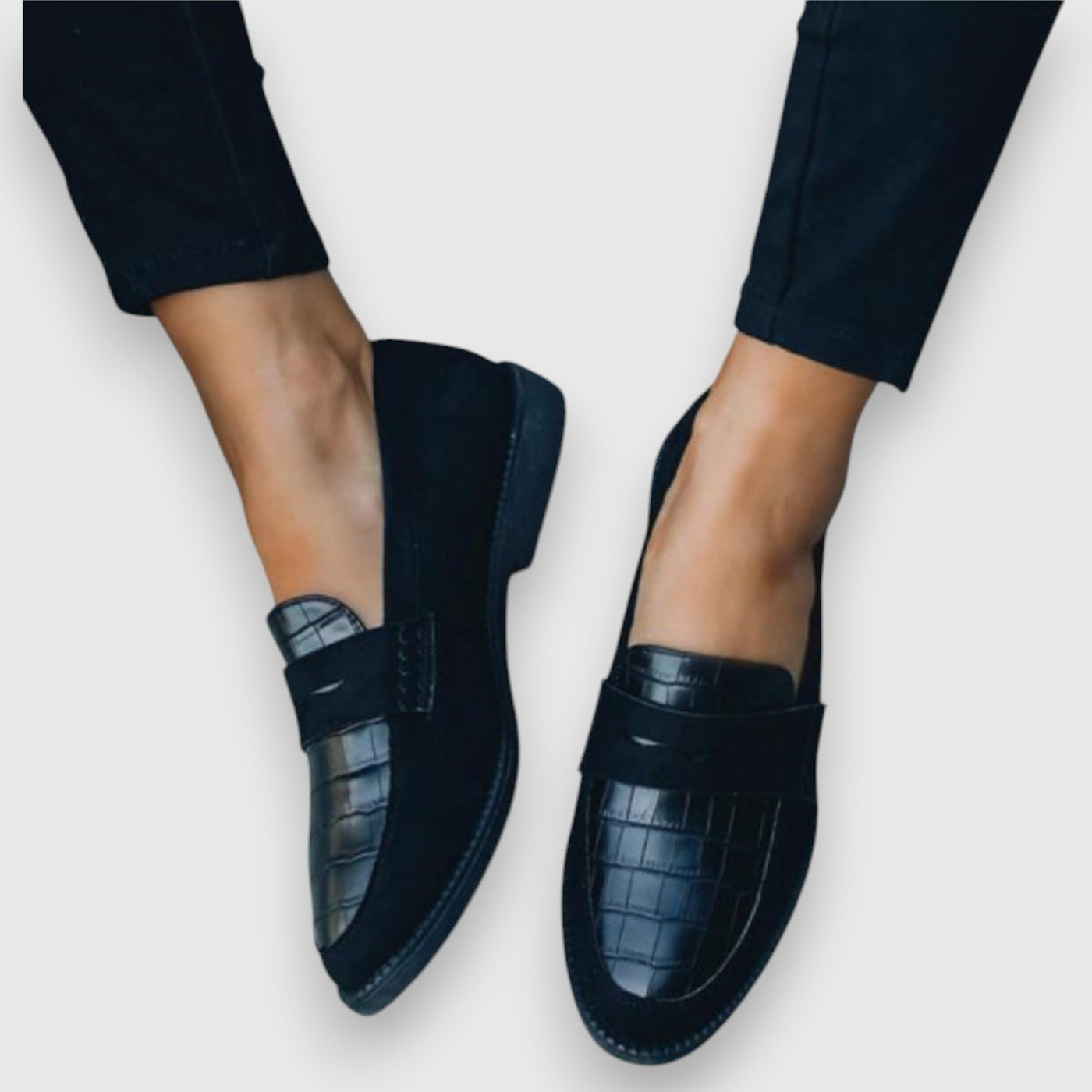 Liny – Mocasín