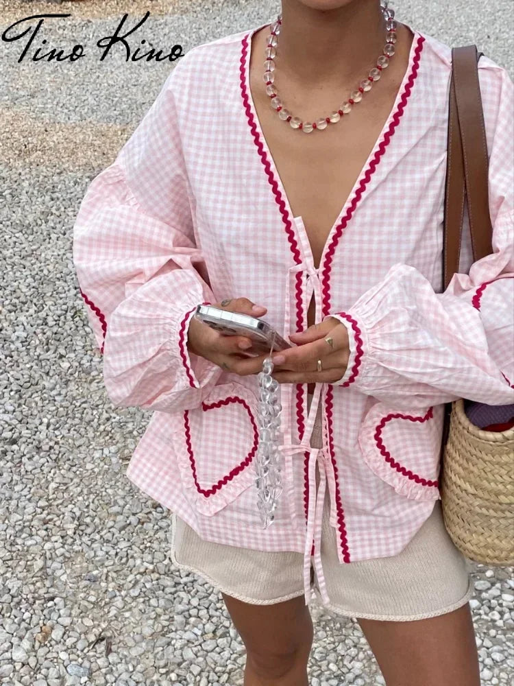 Blusas Chic Charm