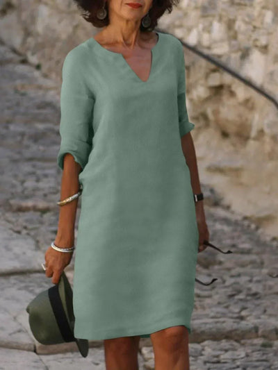 Sylvia | Vestido elegante con escote en V